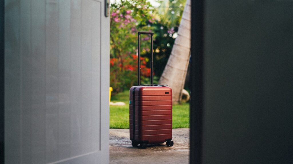 Mala de Viagem na porta