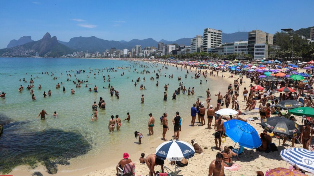 Praia Lotada Copacabana